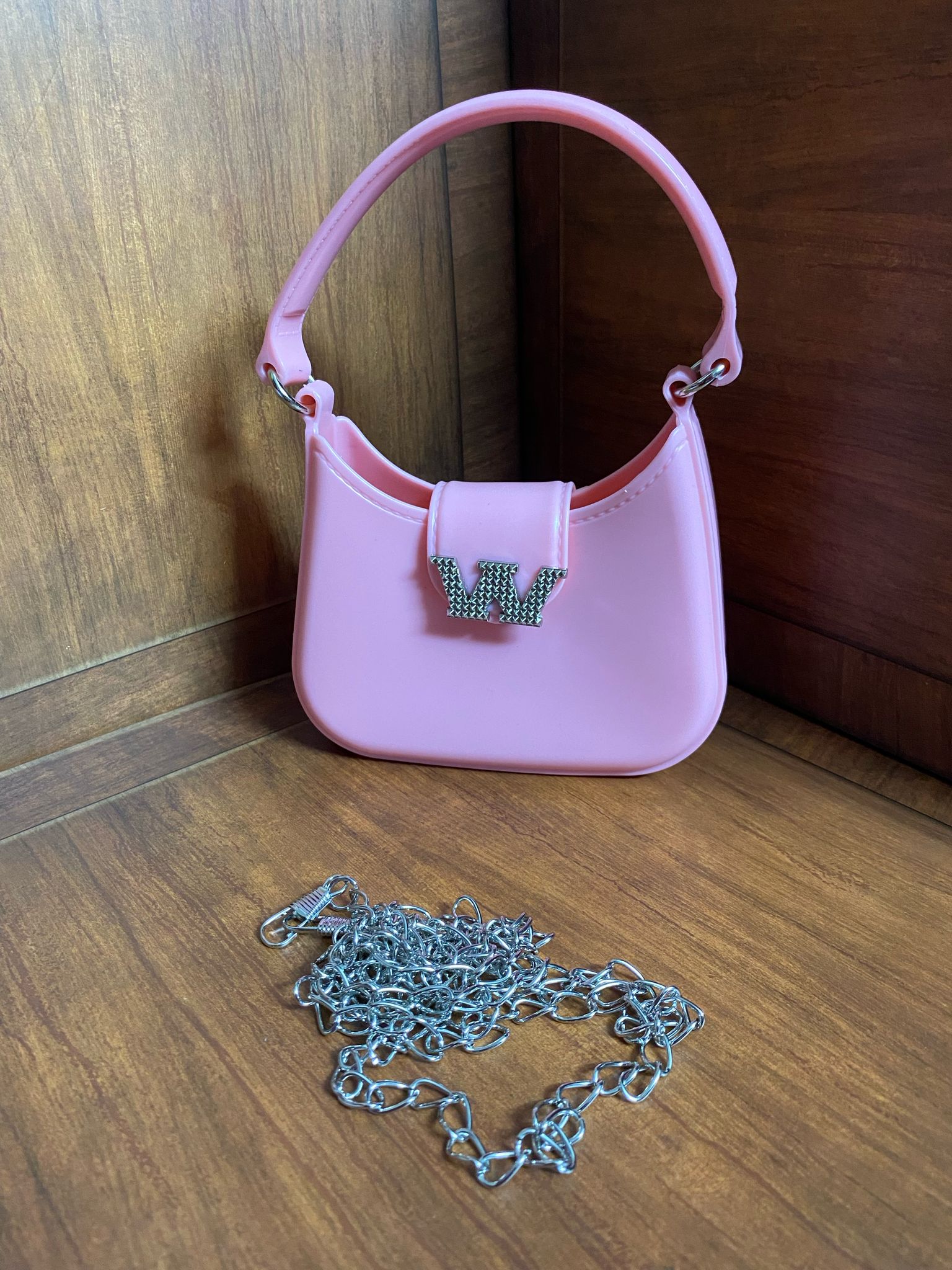 شنطة بناتي