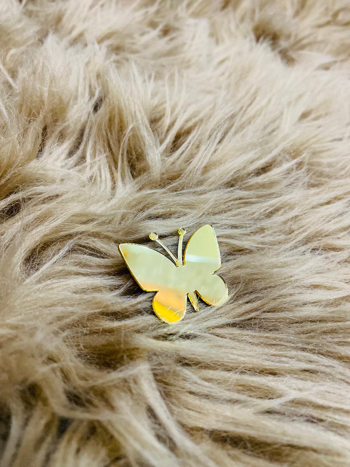 اكريلك شكل الفراشة