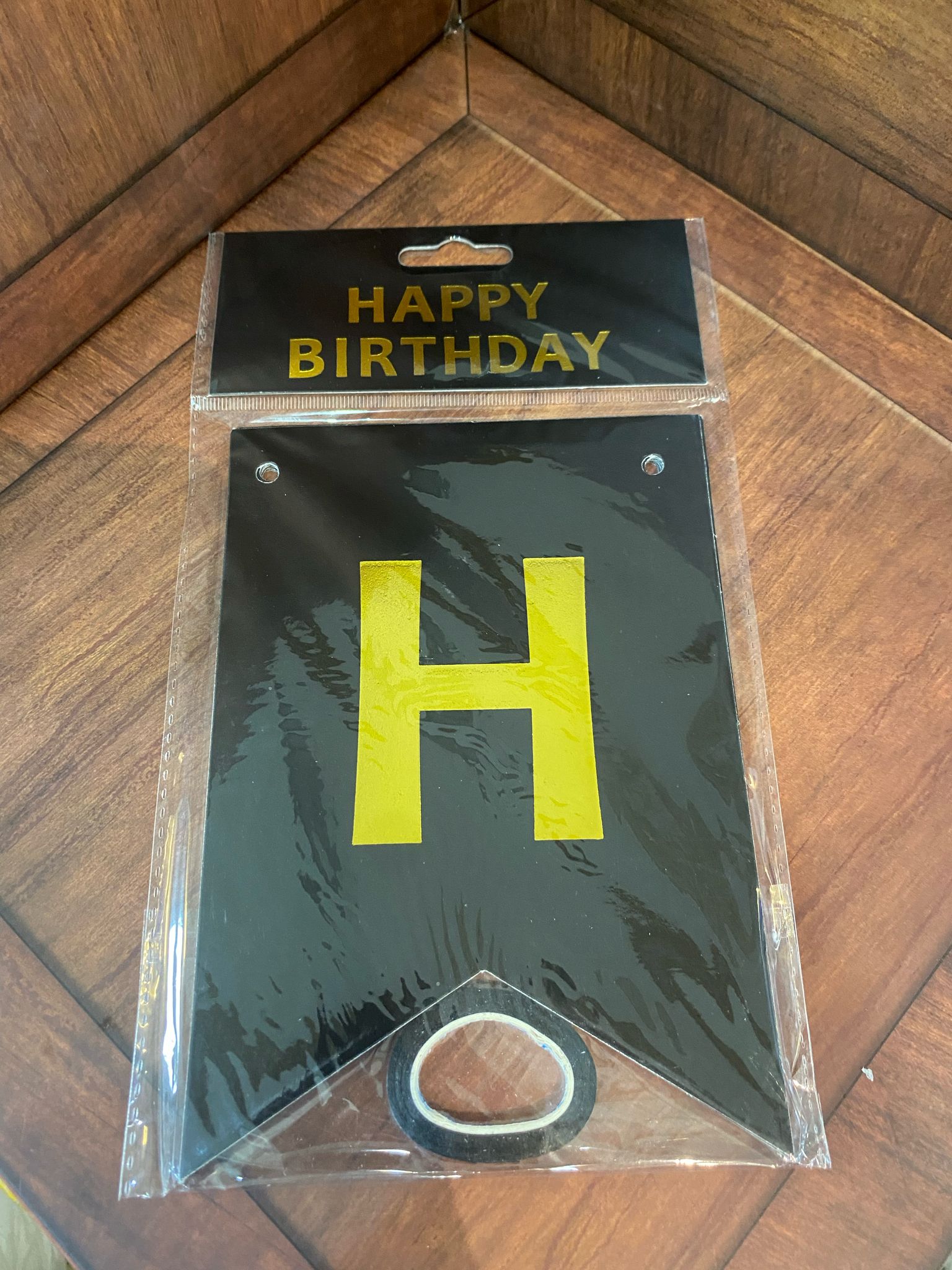 حبل زينة happy birthday لون اسود