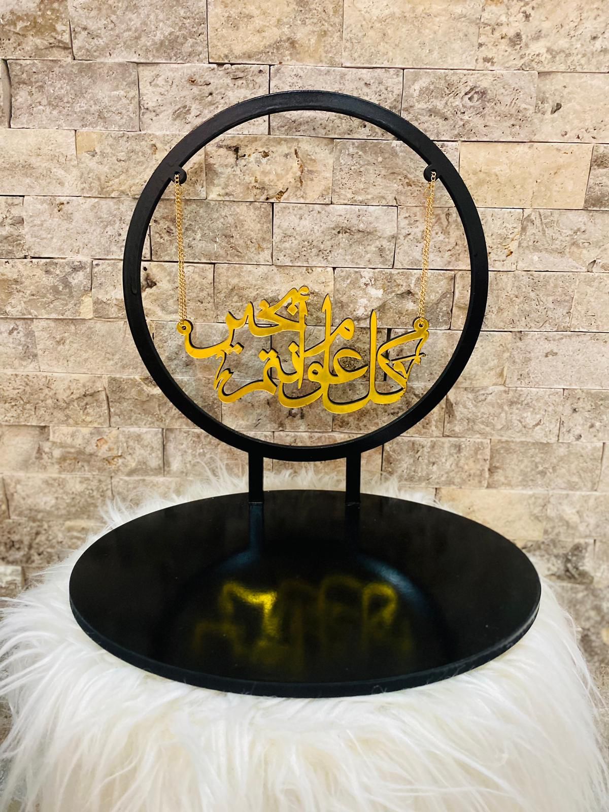 مضيفة خشب ثقيلة بلون الأسود مع الاكريلك المميز