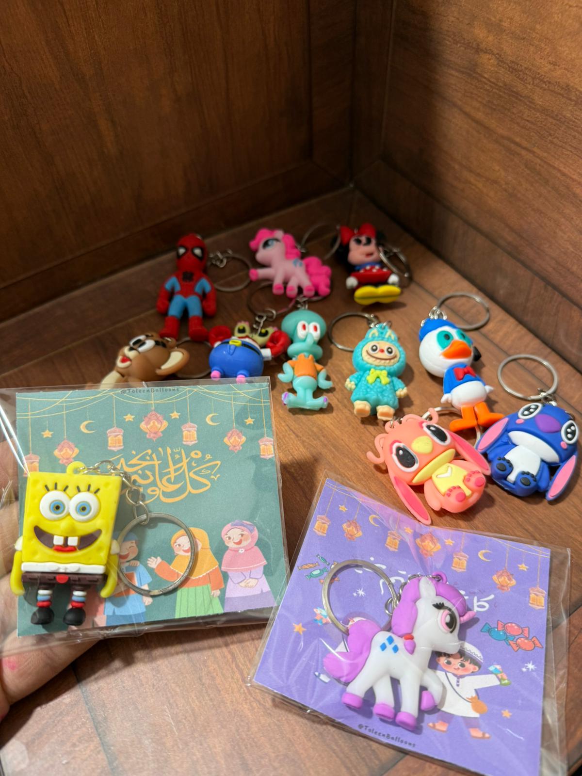 مداليات دزني ولادي وبناتي حجم أكبر مغلفات مع بطاقة لعيد الأضحى