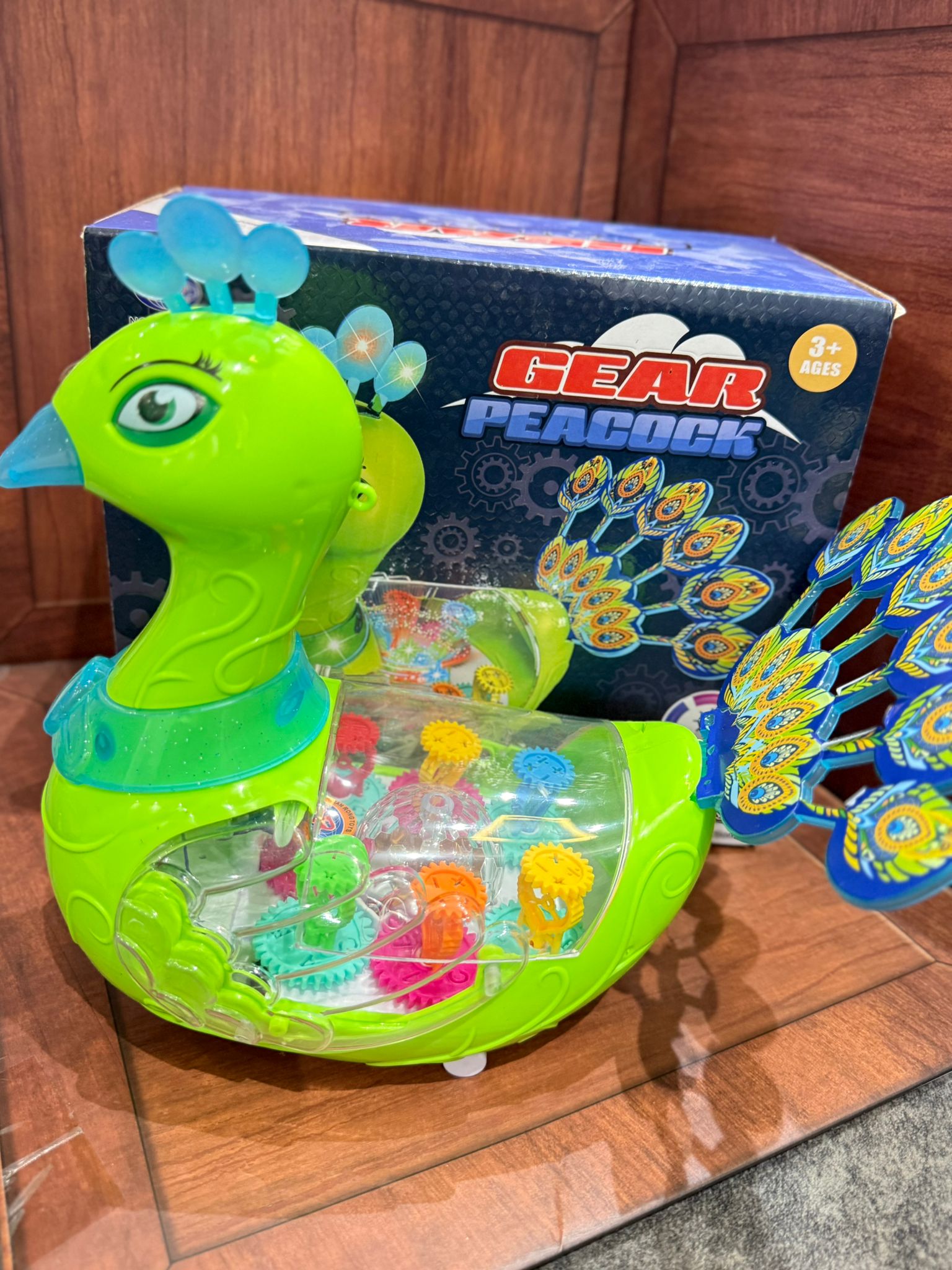 لعبة الطاووس مضيء متحرك يعمل ع بطارات