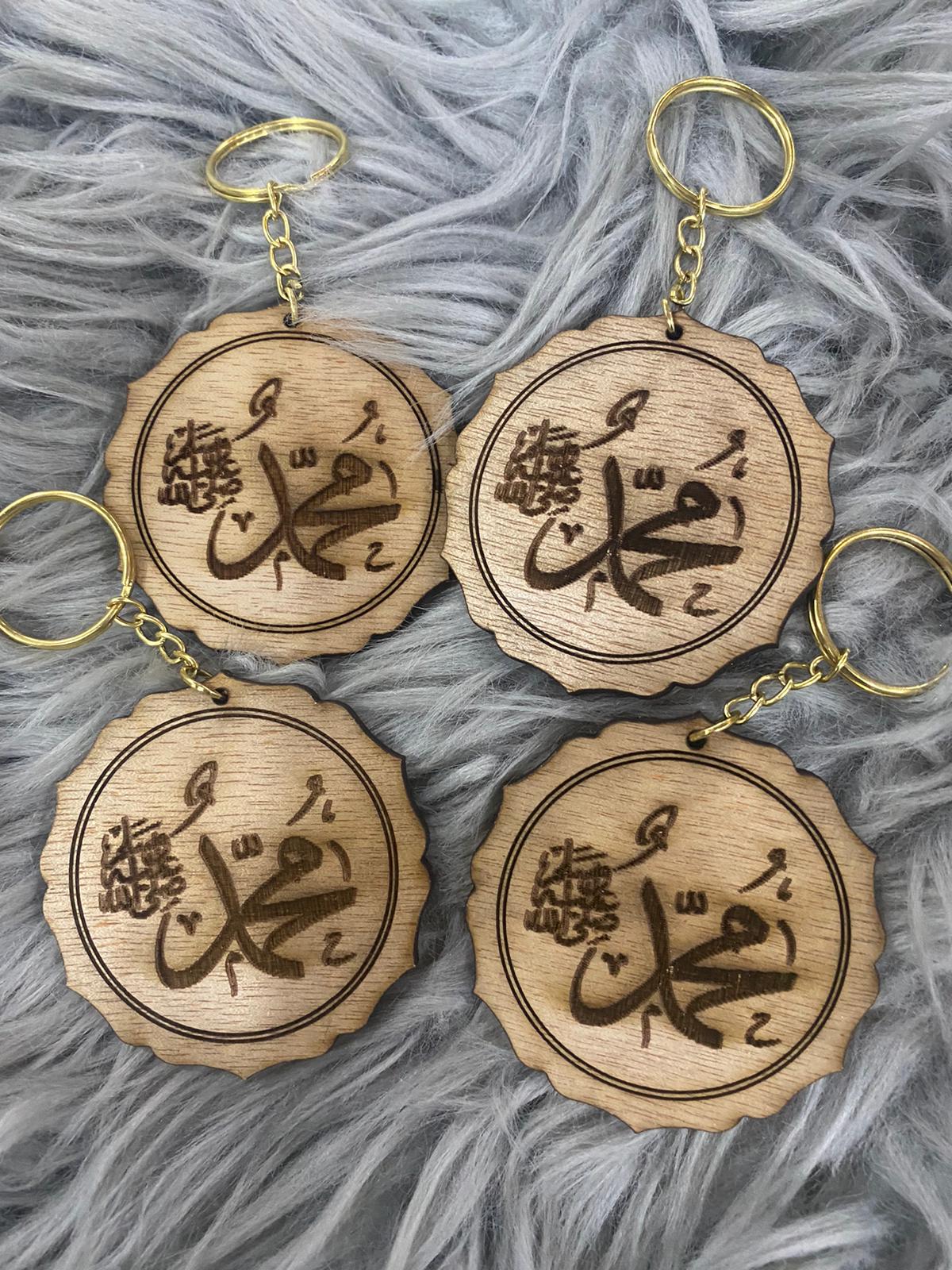 مداليات خشب ثقيل