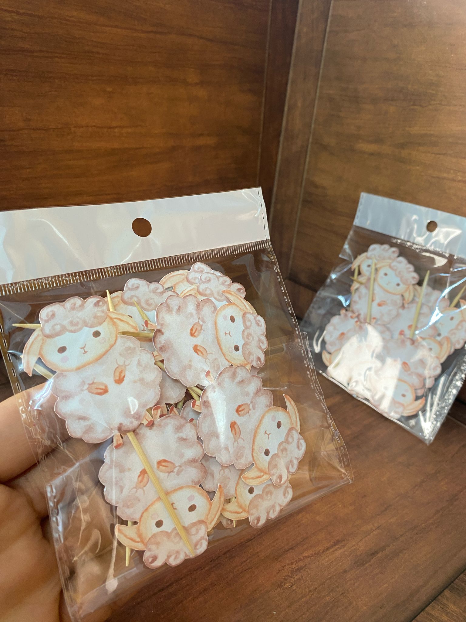 ستكات لعيد الأضحى حجم صغير (10 حبات)