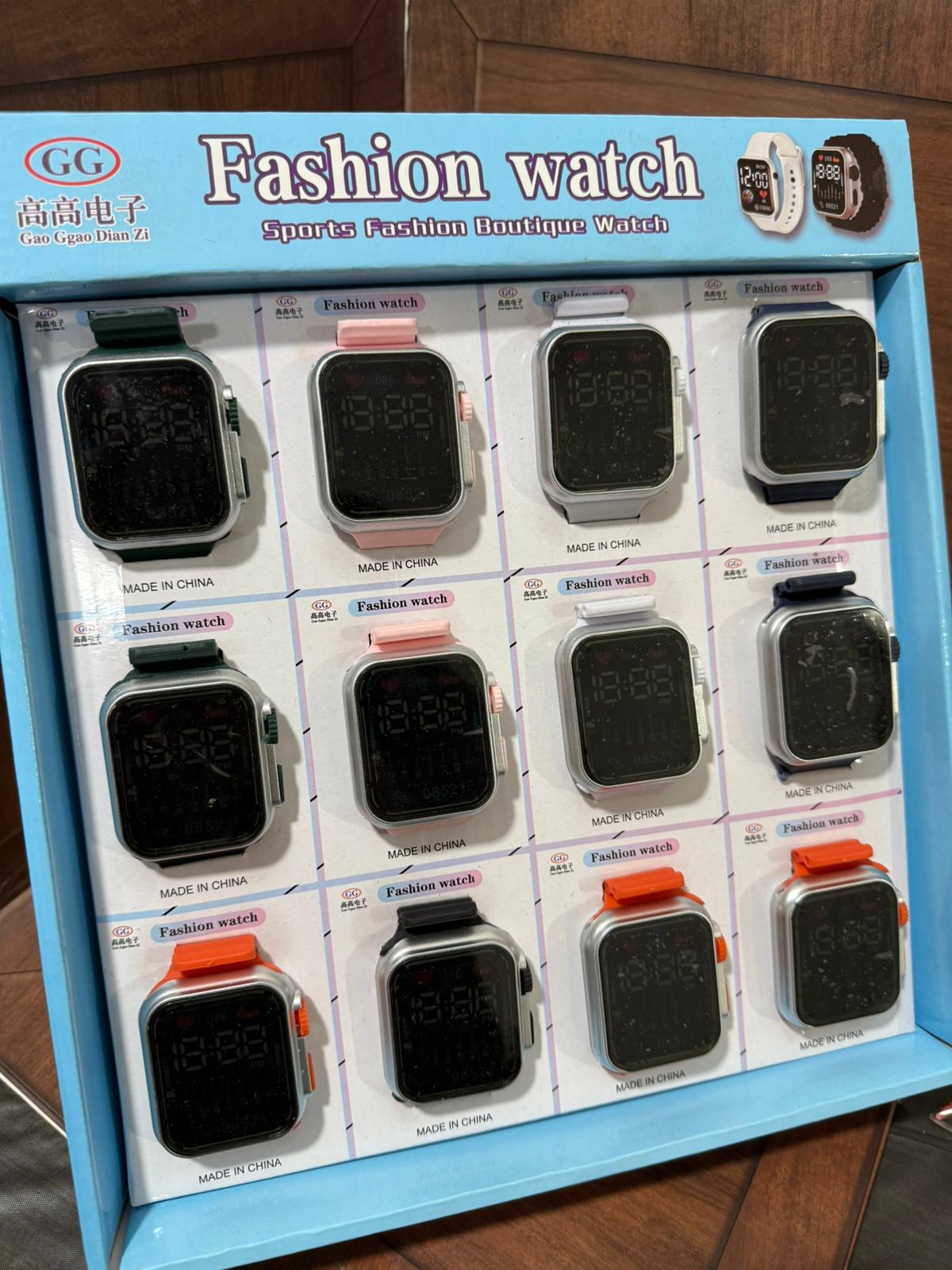 ساعات الكترونية