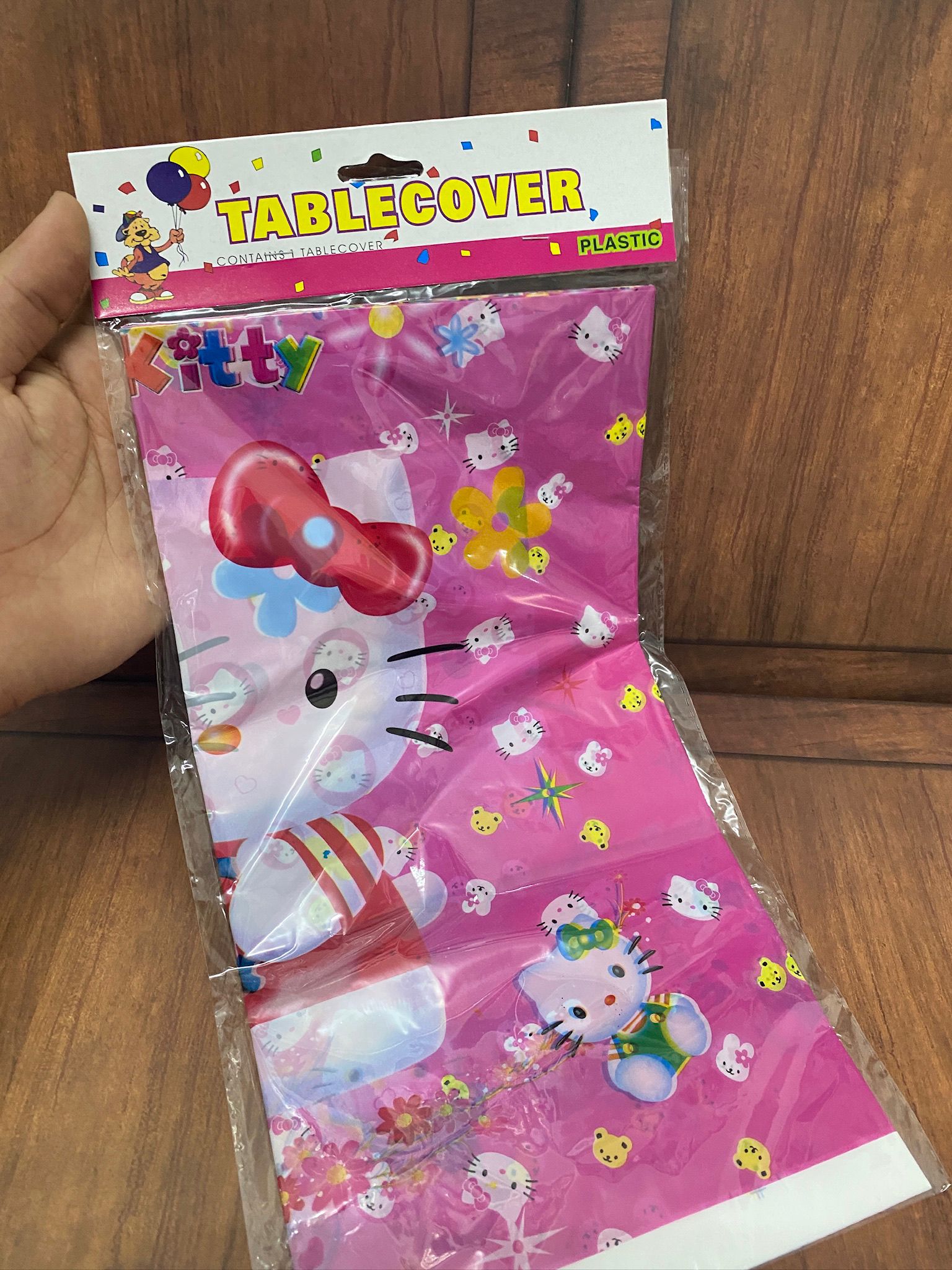 شرشف طاولة هيلي كاتي