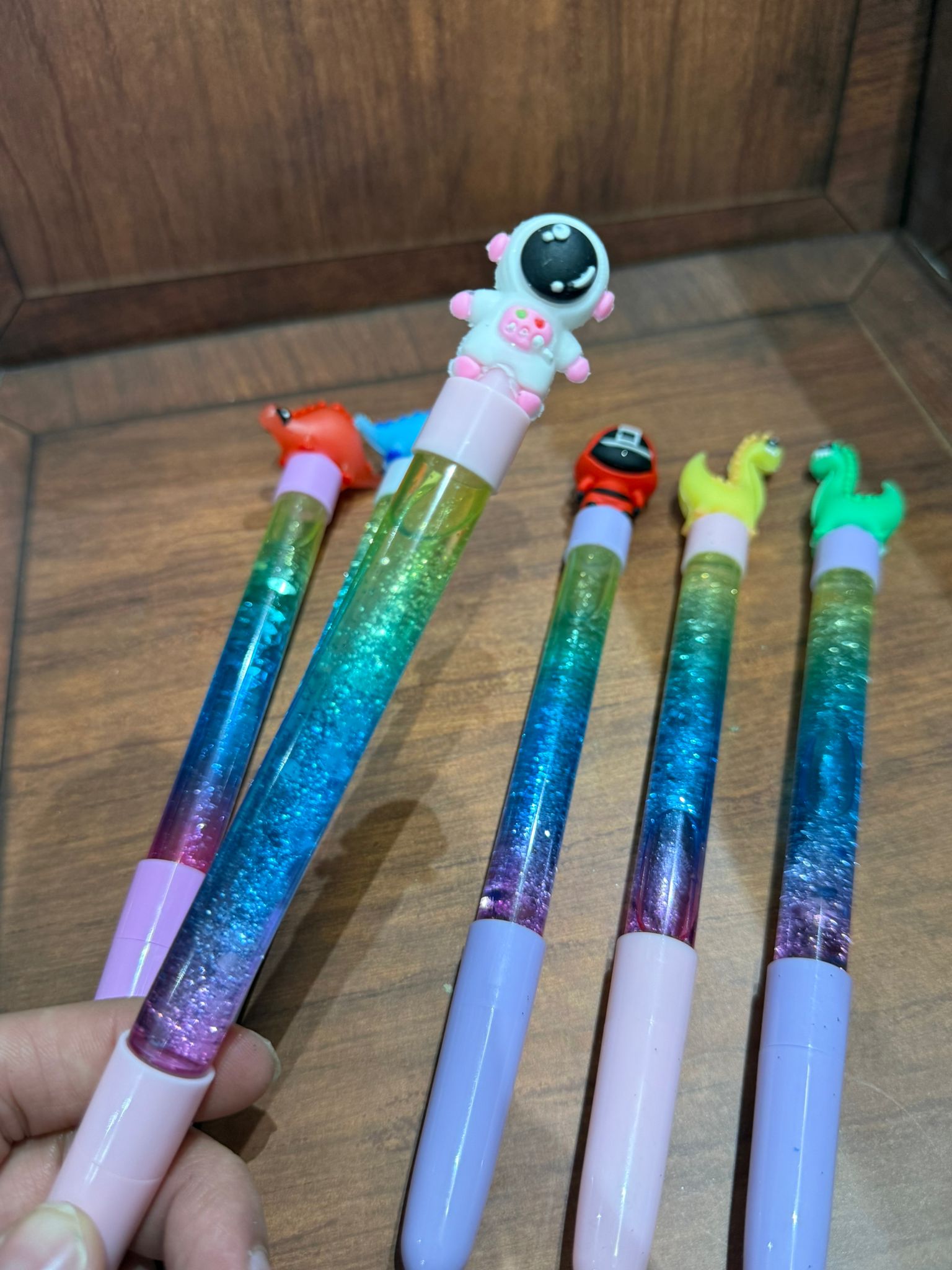 اقلام حبر رسومات