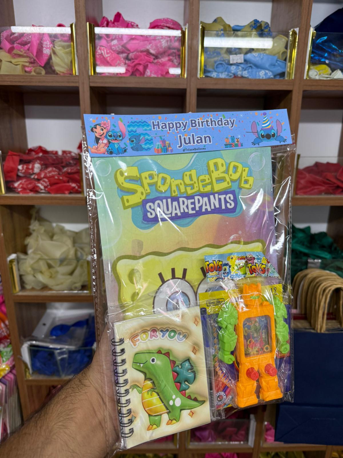 دفتر تلوين مع دفتر نوت مع لعبة رجل الماء مع تغليف حسب طلبكم