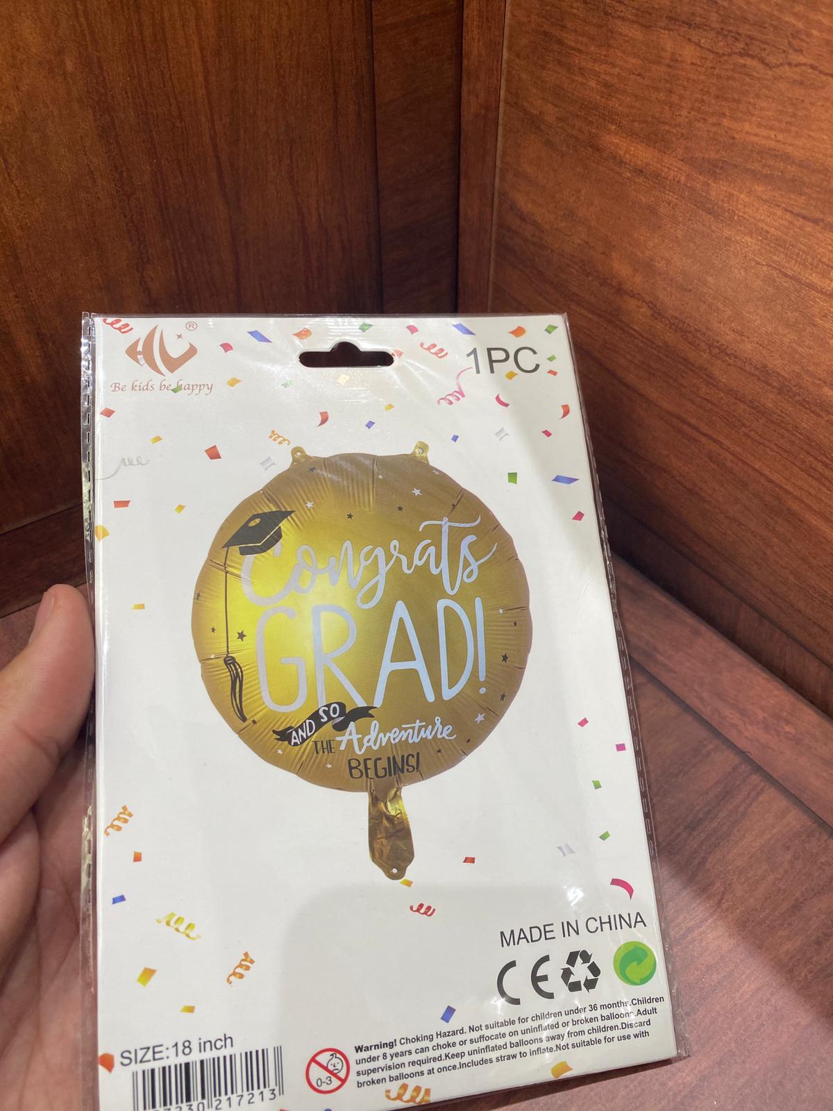 بالون مجسم لتخرج شكل دائري