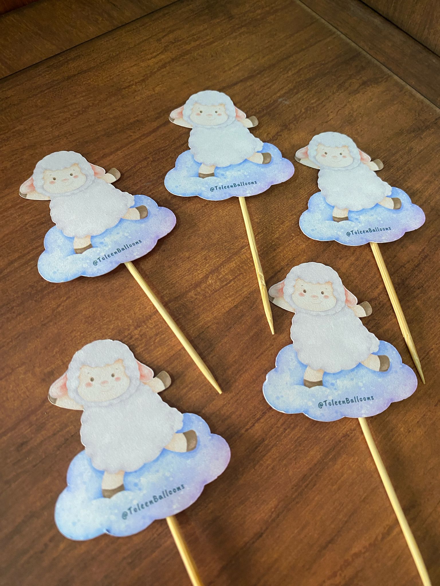 ستكات لعيد الأضحى حجم صغير (10 حبات)