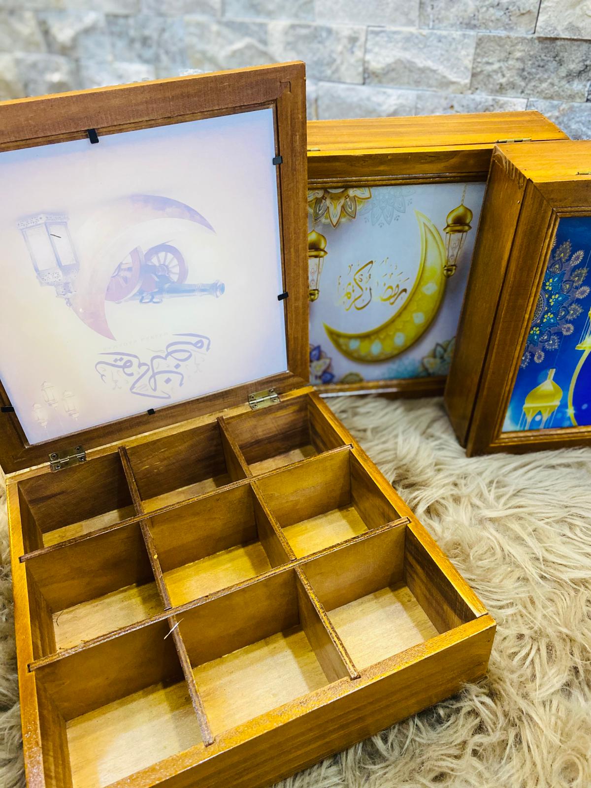 مضايف رمضان مقطعة خشب مع قزاز