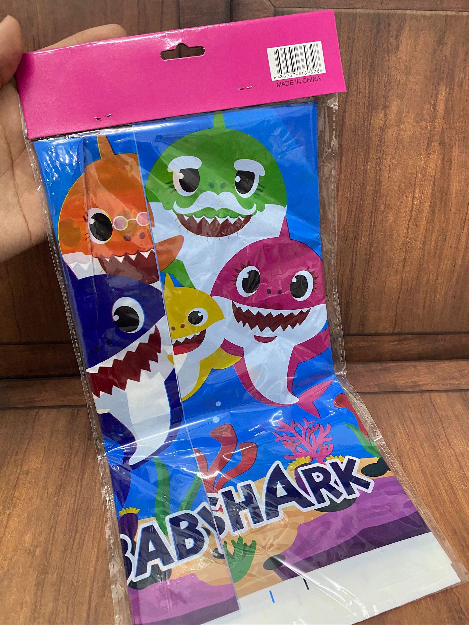 شرشف طاولة بيبي شارك