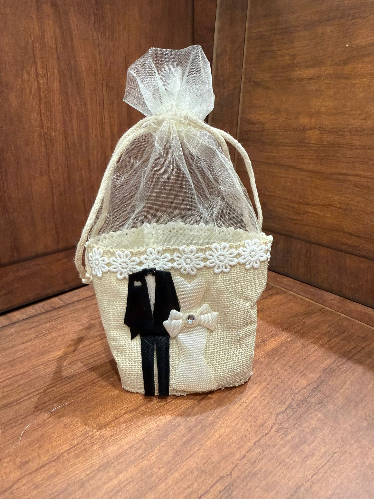 توزيعات للعرسان (كل 12 توزيعة )