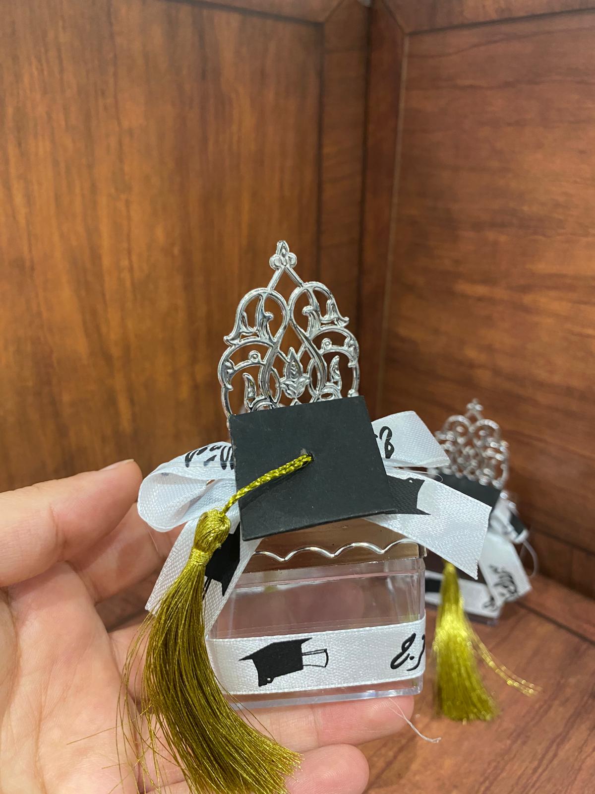 توزيعات بلاستك لتخرج (العدد 12)