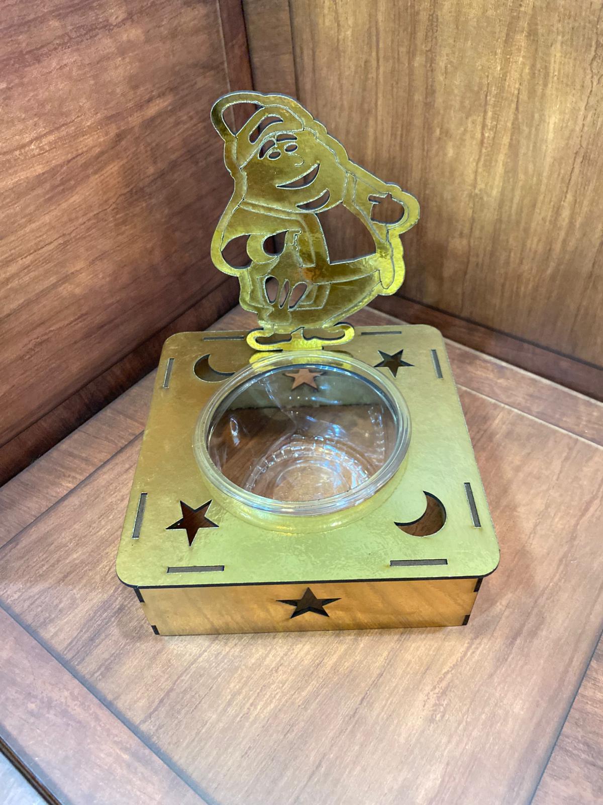 مضيفة لرمضان صغيرة