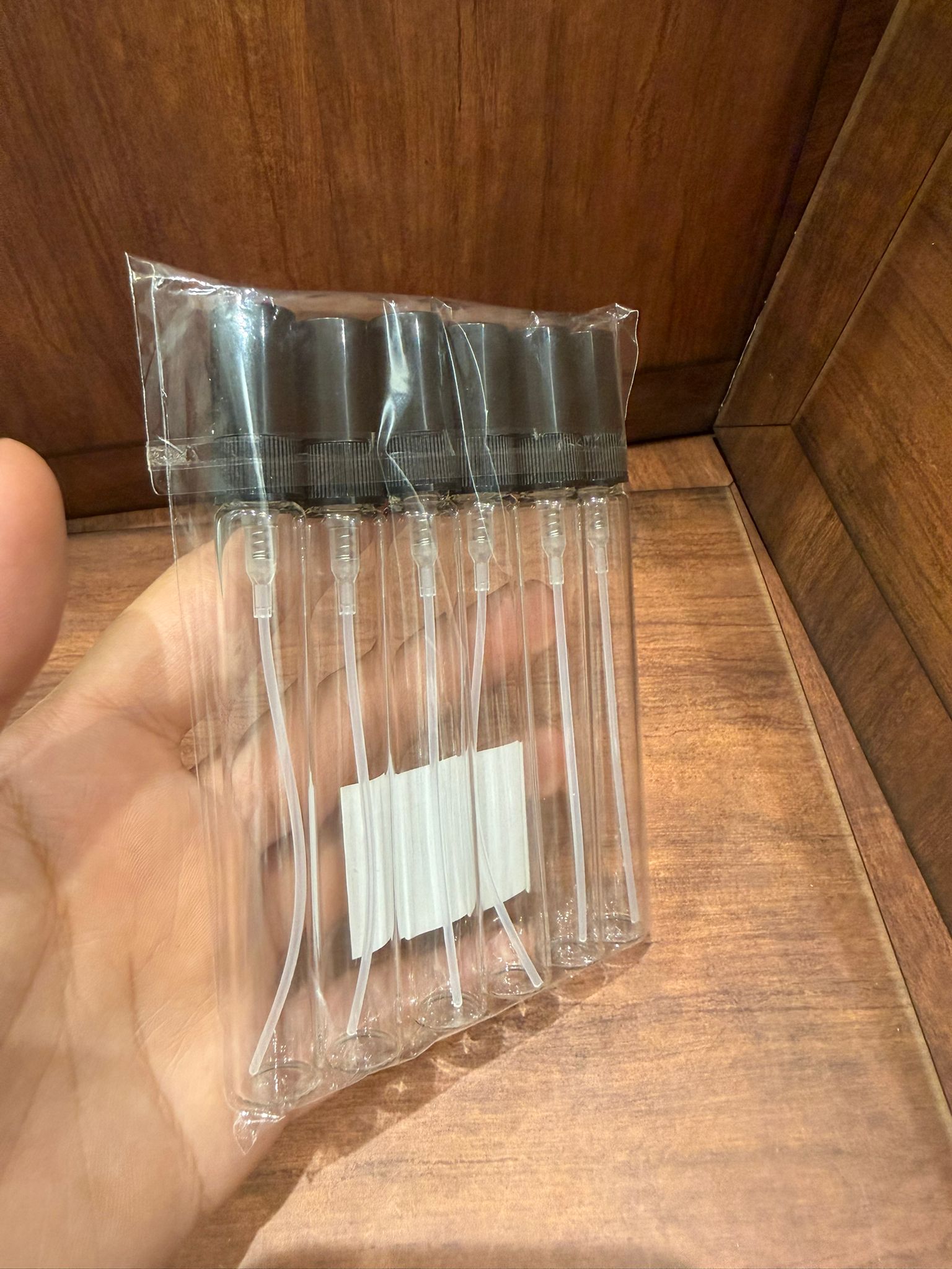 علب عطر فارغة (كل 12 علبة )