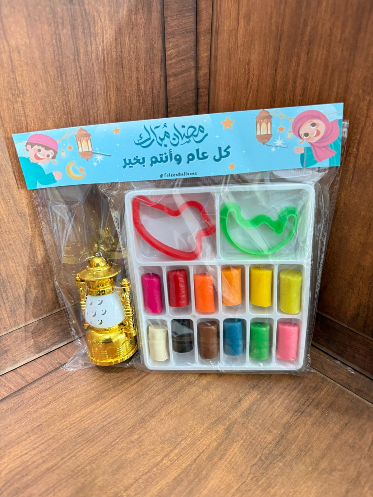 لعبة معجونة مع بكيت اقلام مع تغليف (إمكانية الاسم)